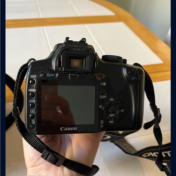 Canon EOS Rebel XTI Digital camera with Extra Lens (75-300 mm) - Picture 3 of 9